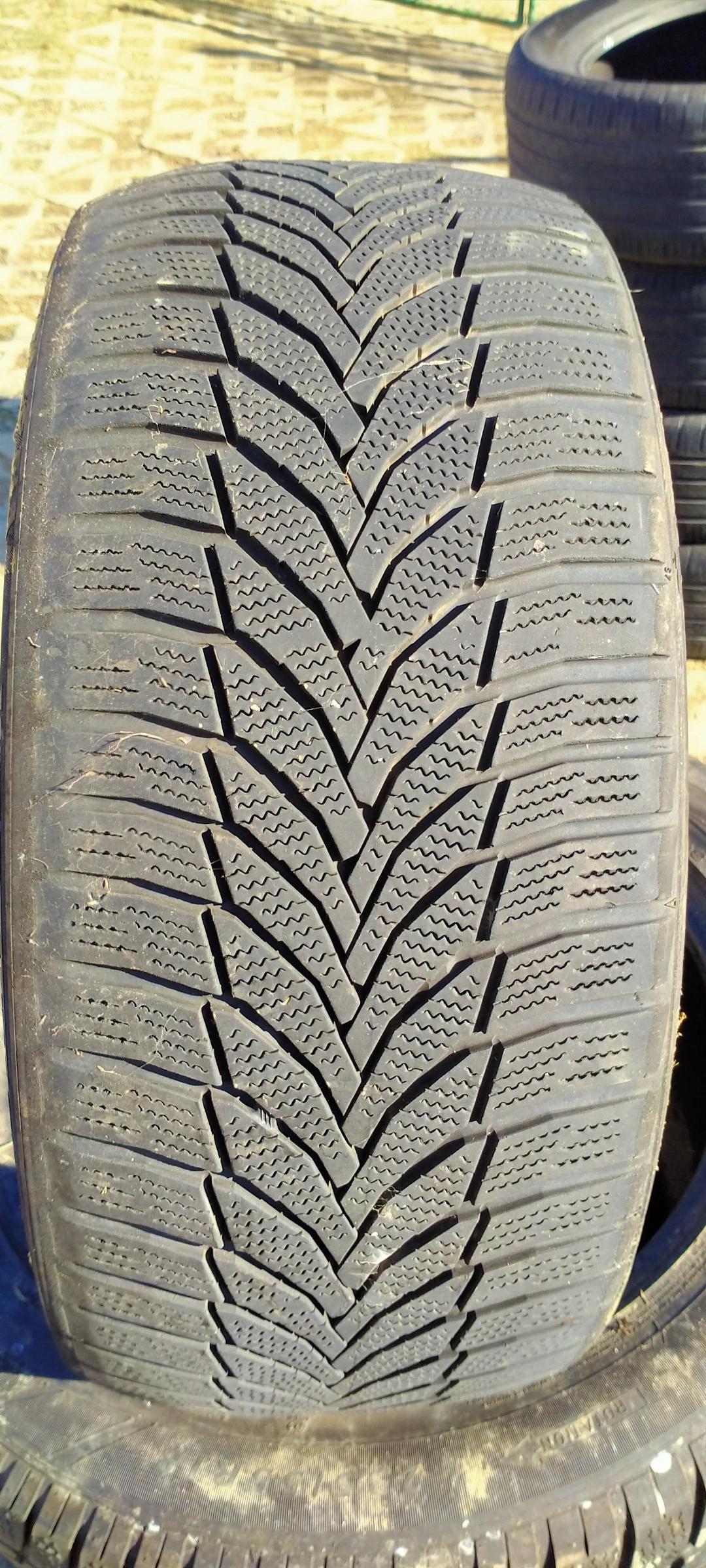  235/40R18 | Mobile.bg   1