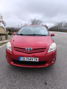 Toyota Auris, снимка 1
