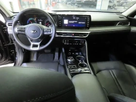 Kia K5 2.0 Hybrid Trendy - САМО 30% АВАНС, снимка 10