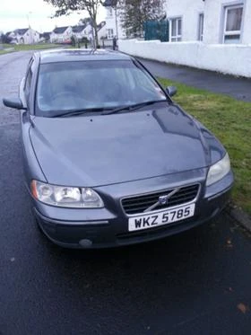     Volvo S60 2.4D5  xenon