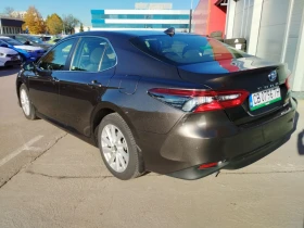 Toyota Camry 2.5 Hybrid Comfort, снимка 6