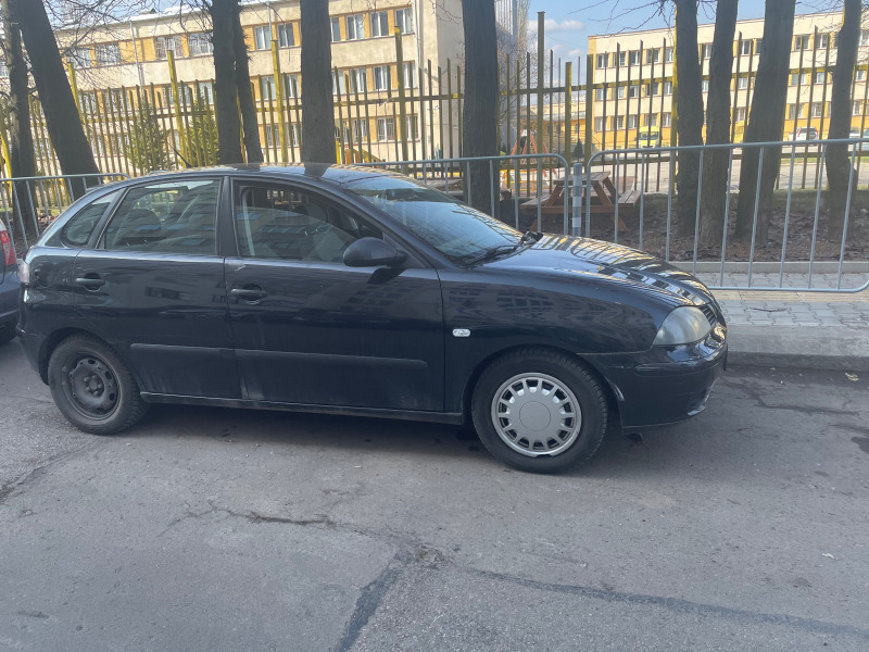 Seat Ibiza 1.2, снимка 1 - Автомобили и джипове - 44622425