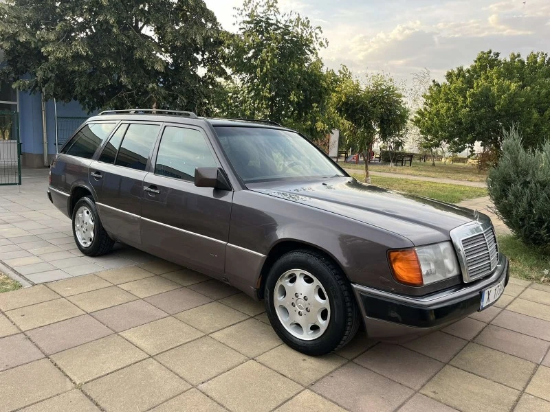 Mercedes-Benz 124, снимка 2 - Автомобили и джипове - 46841138