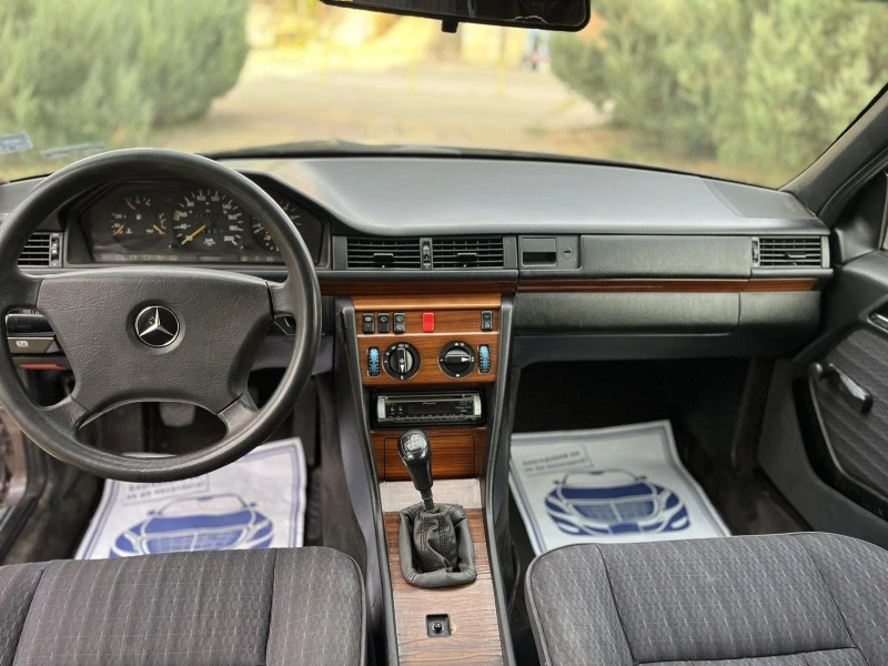 Mercedes-Benz 124, снимка 14 - Автомобили и джипове - 46841138