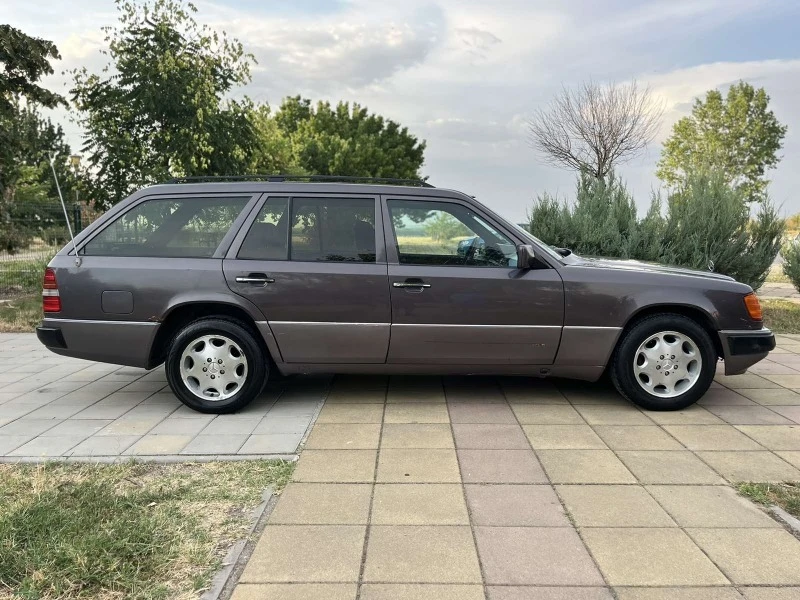 Mercedes-Benz 124, снимка 3 - Автомобили и джипове - 46841138