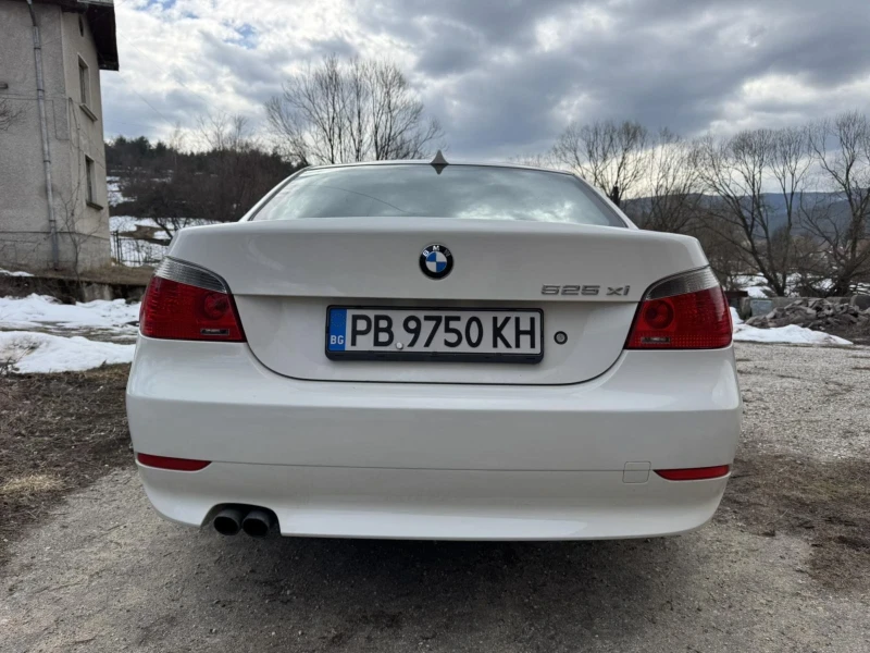 BMW 525 525 XI, снимка 6 - Автомобили и джипове - 49364331