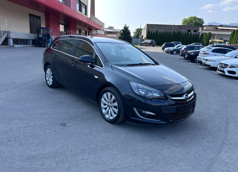 Opel Astra SPORT - FaceLift - 1.6CDTI - УНИКАТ, снимка 3 - Автомобили и джипове - 50601013