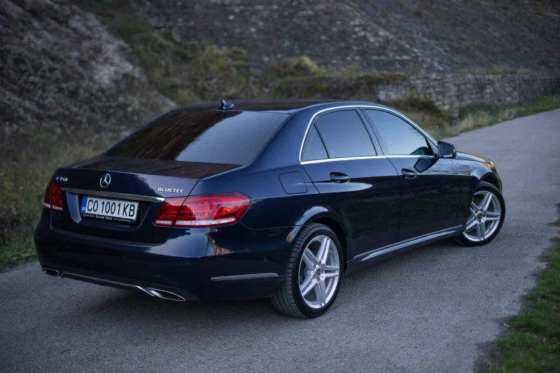 Mercedes-Benz E 350 BLUETEC 4MATIC, снимка 3 - Автомобили и джипове - 52568145