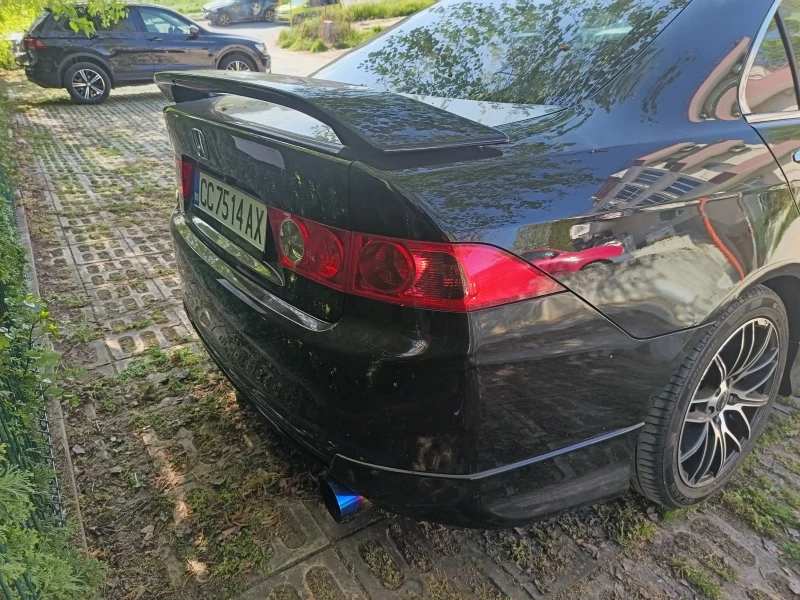 Honda Accord 2.2 i-CTDi , снимка 11 - Автомобили и джипове - 52676602