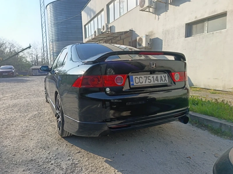 Honda Accord 2.2 i-CTDi , снимка 6 - Автомобили и джипове - 52676602