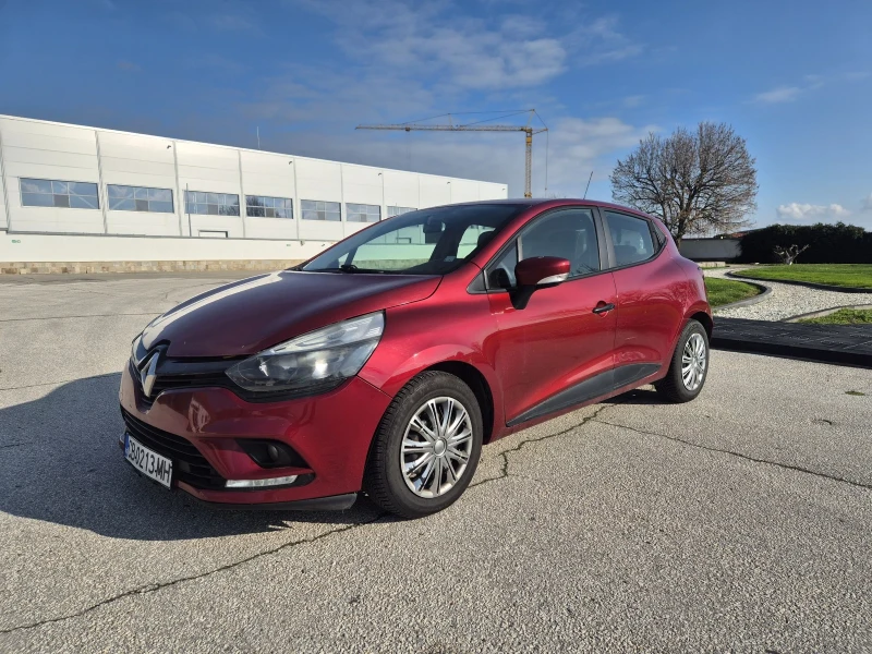 Renault Clio 1.5, снимка 2 - Автомобили и джипове - 52718292