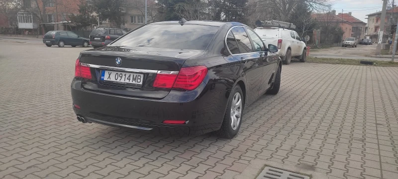 BMW 730