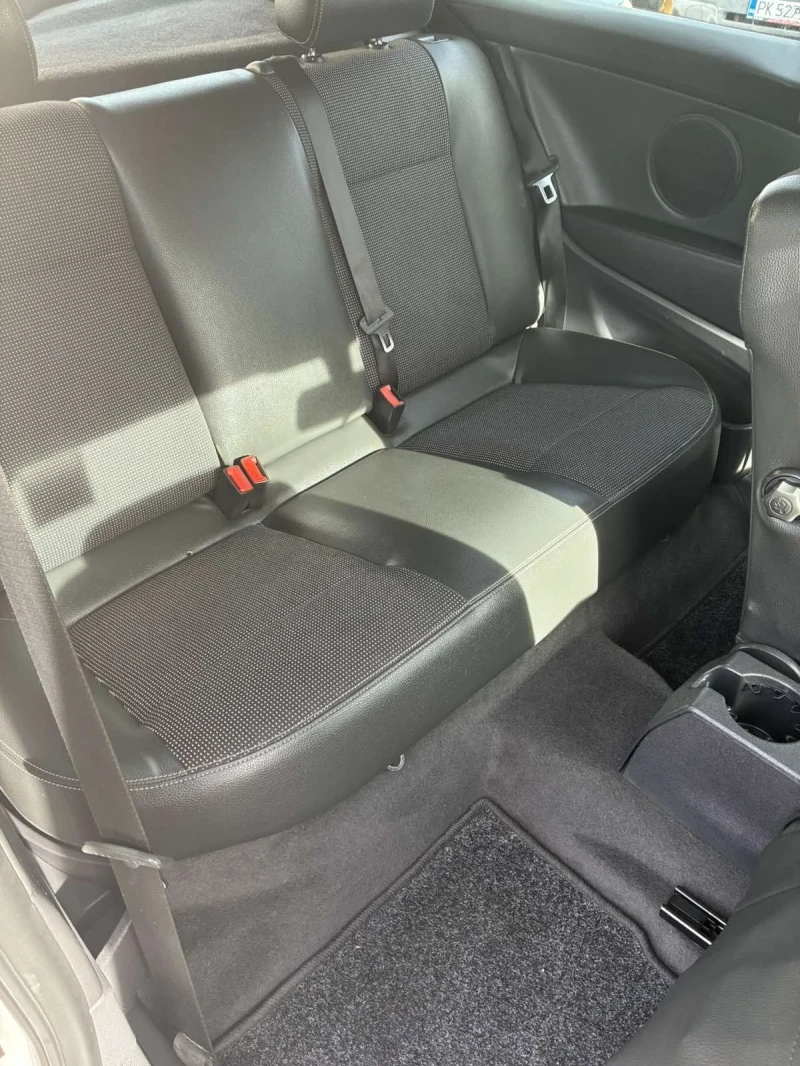 Opel Astra 1.7 cdti, снимка 10 - Автомобили и джипове - 53537284