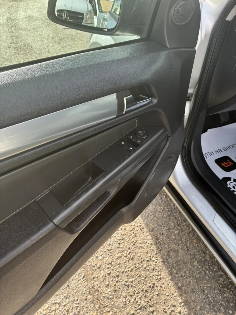 Opel Astra 1.7 cdti, снимка 9 - Автомобили и джипове - 53537284