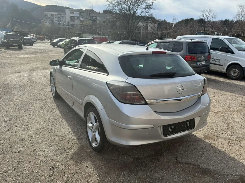 Opel Astra 1.7 cdti, снимка 4 - Автомобили и джипове - 53537284