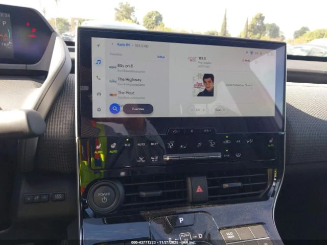 Toyota bZ4X 2025* 5985 km!* XLE* SPORT UTILITY* CARFAX* , снимка 17 - Автомобили и джипове - 52967512