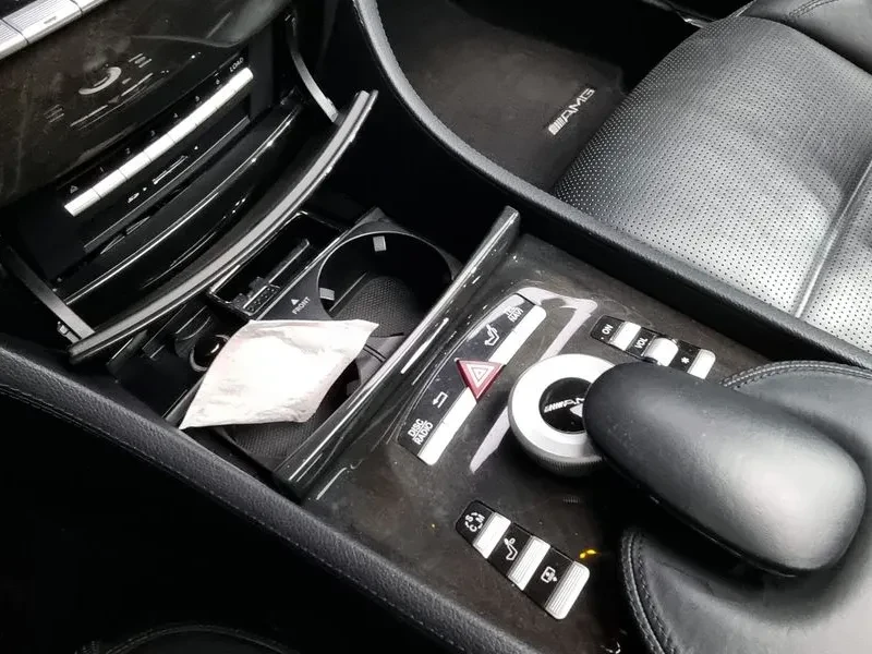 Mercedes-Benz CL 63 AMG, снимка 17 - Автомобили и джипове - 53808883