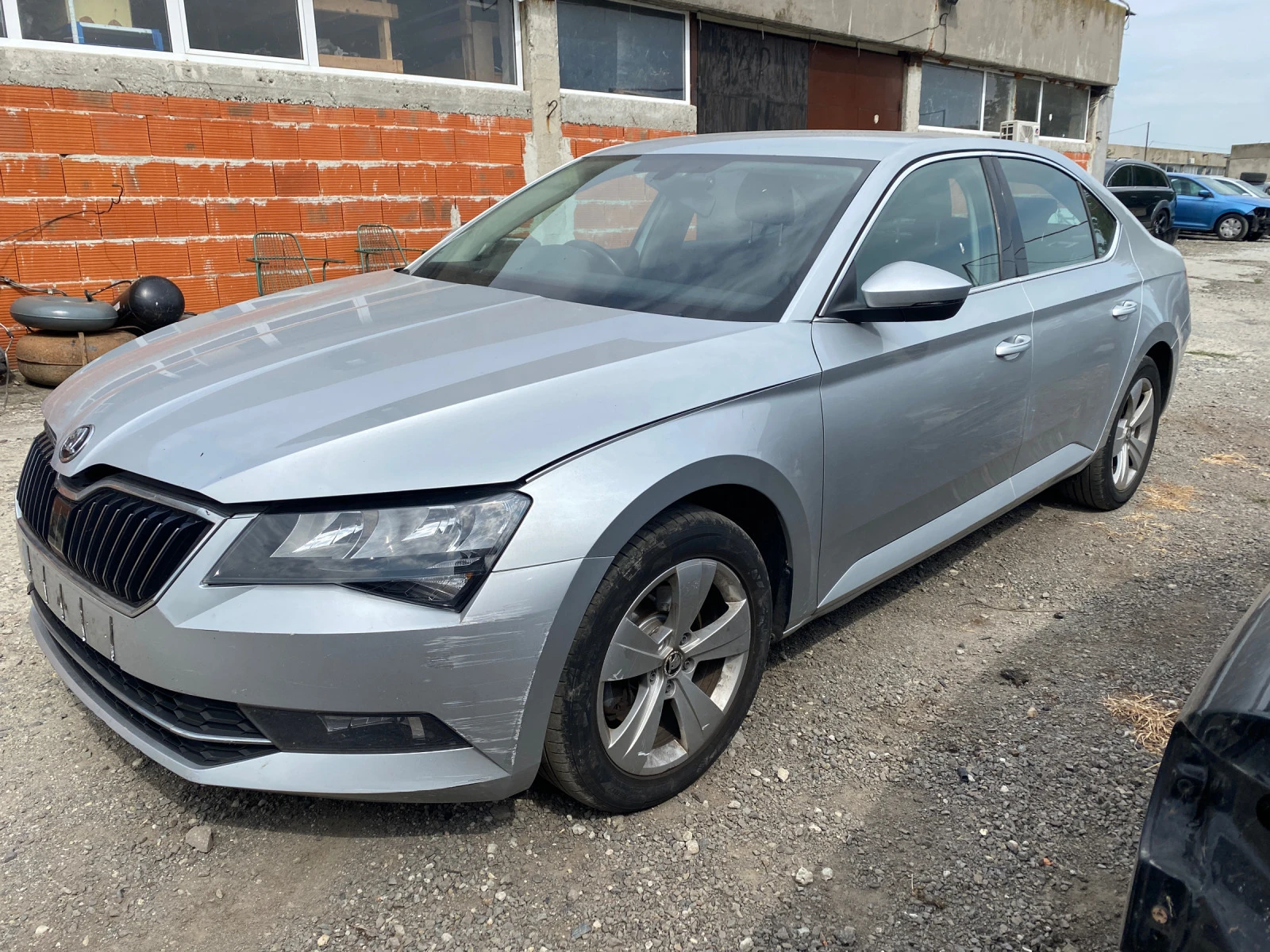 Skoda Superb 1.4tsi - изображение 3