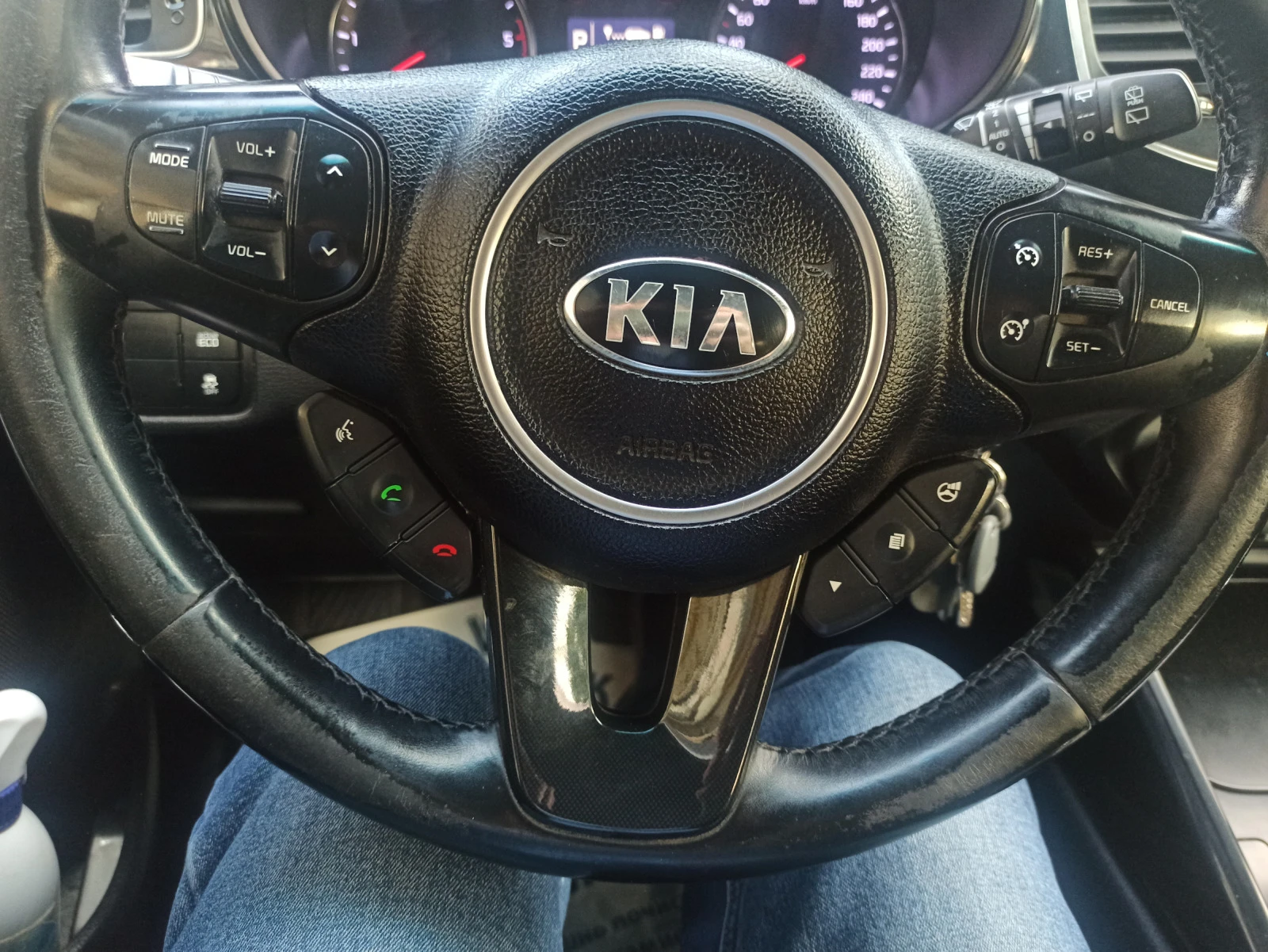 Kia Carens 1.7 crdi - изображение 10