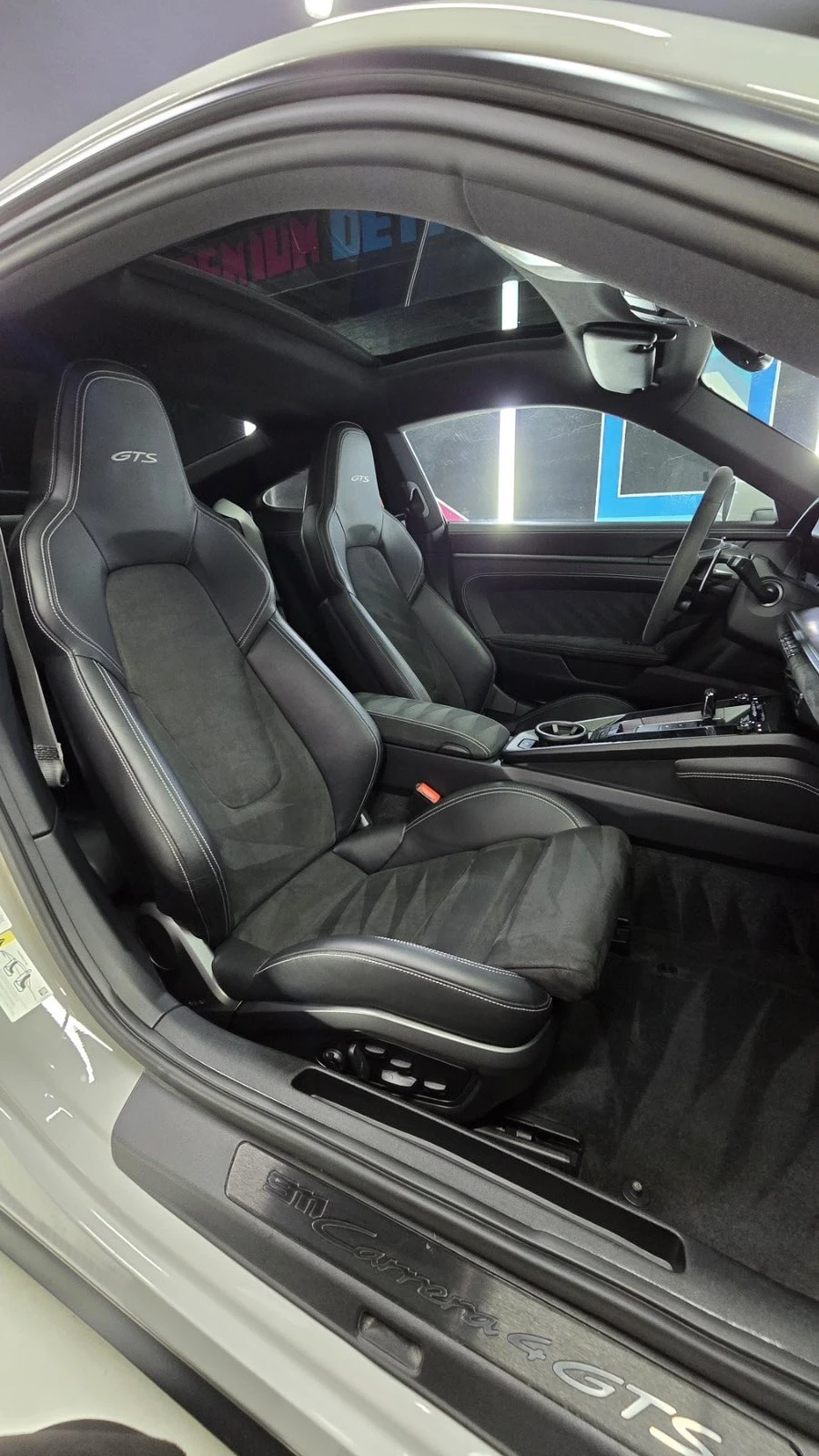 Porsche 911 4GTS* PDLS+ * PASM* LIFT* 18WEG* SPORTABGAS* BOSE* | Mobile.bg   17