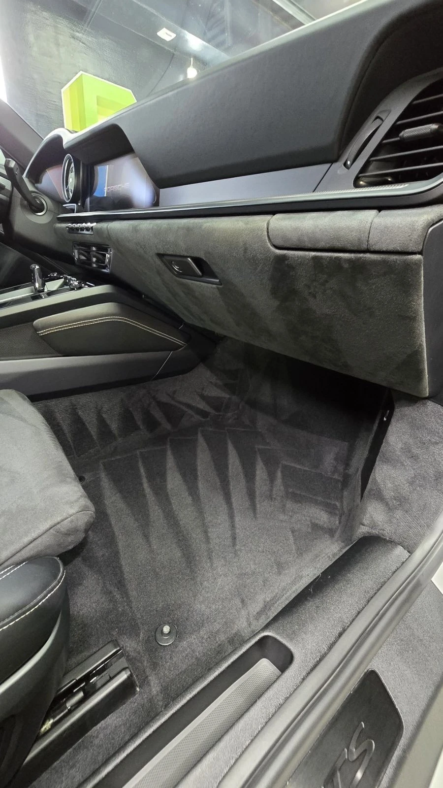 Porsche 911 4GTS* PDLS+ * PASM* LIFT* 18WEG* SPORTABGAS* BOSE* | Mobile.bg   16