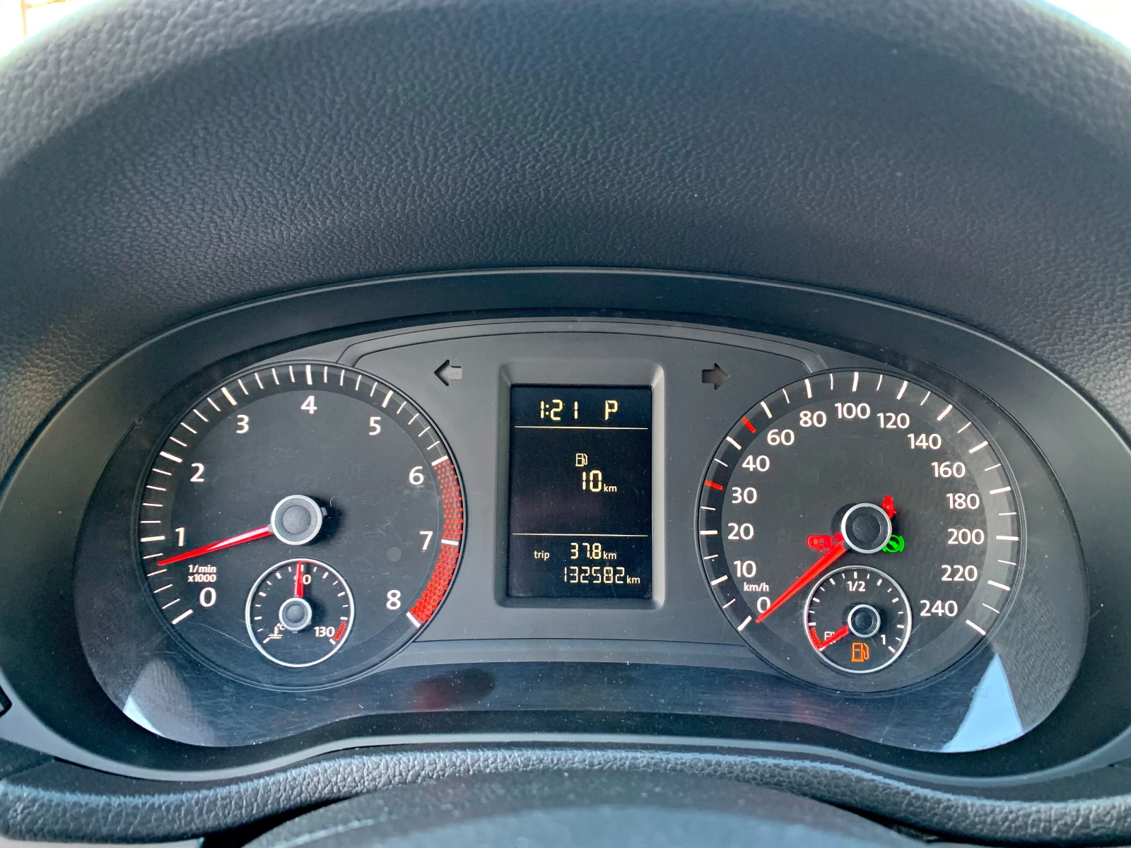 VW Passat 2.0i АВТОМАТИК | Mobile.bg — изображение 11