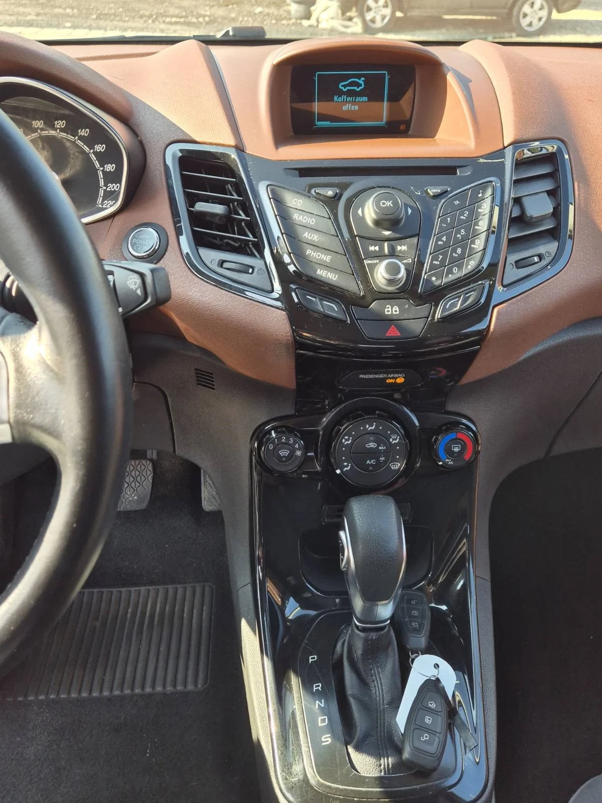 Ford Fiesta Титаниум  - изображение 5
