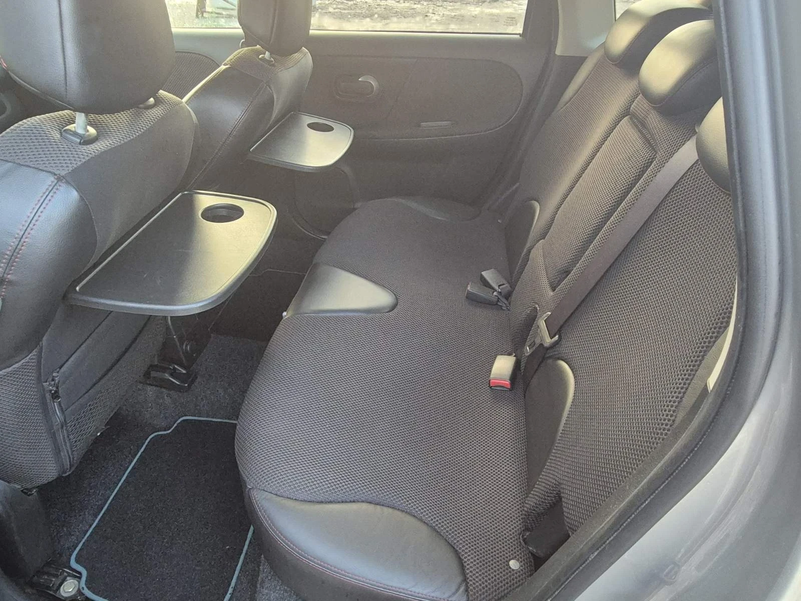 Ford Fiesta Титаниум  - изображение 9