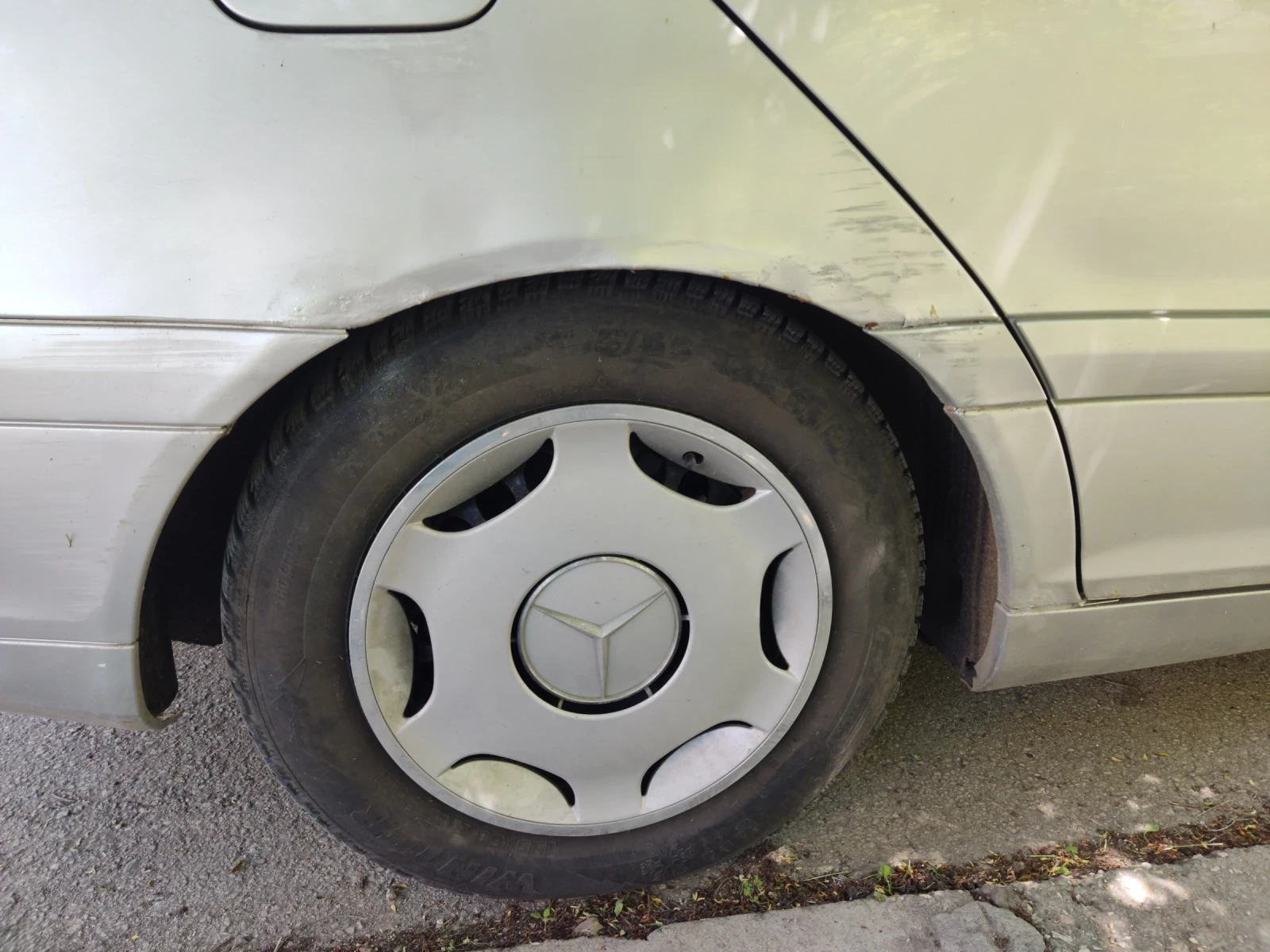 Mercedes-Benz C 180  - изображение 3