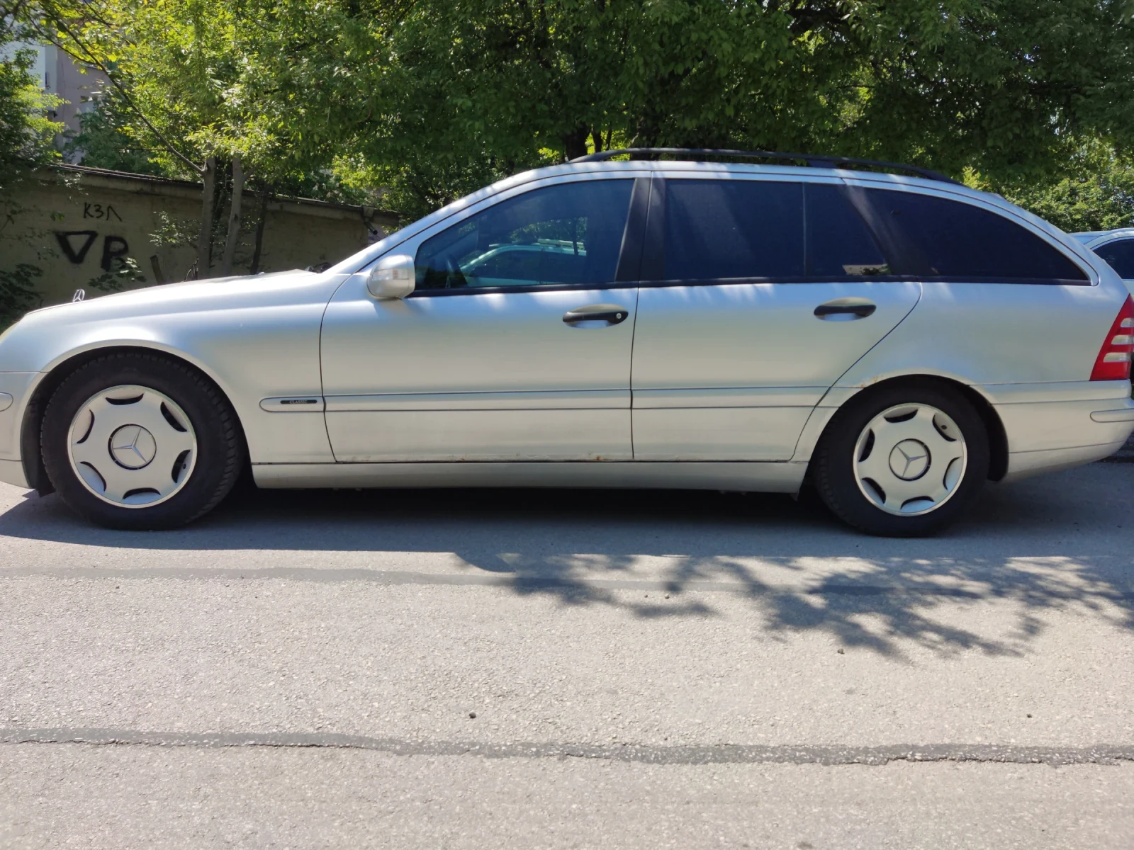 Mercedes-Benz C 180  - изображение 2