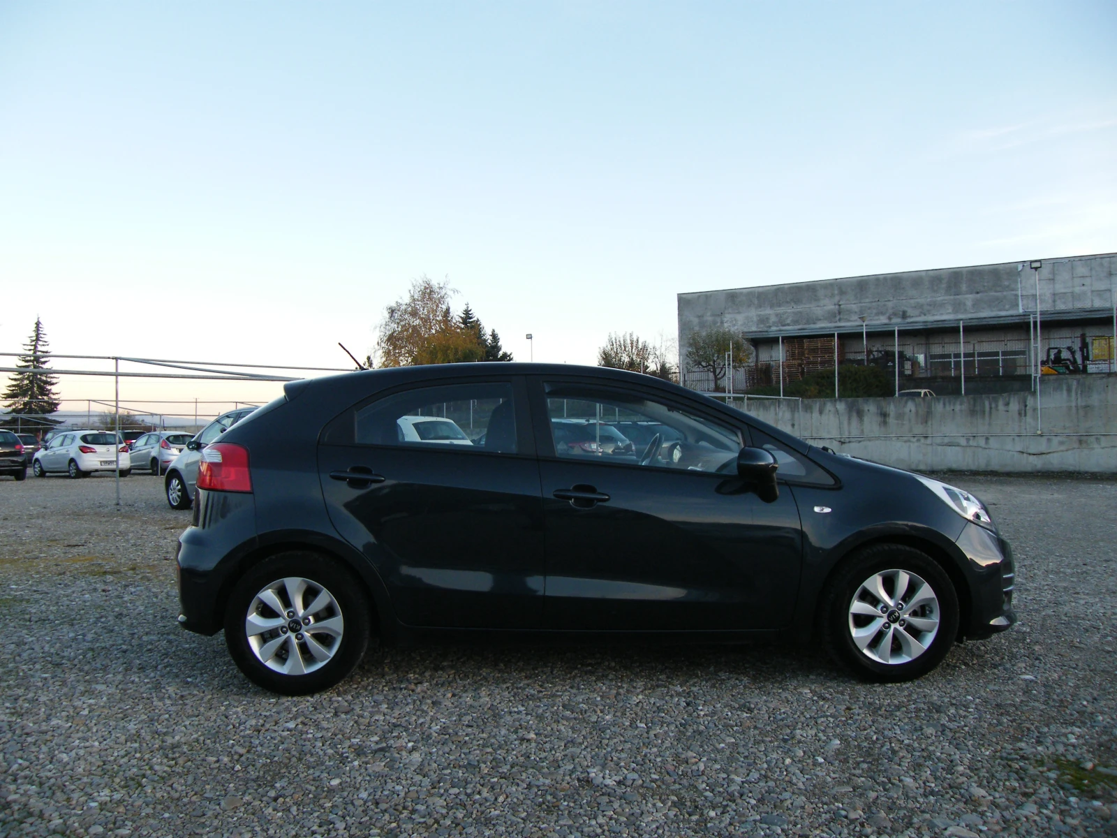 Kia Rio 1.1CRDI EURO 6B - изображение 3