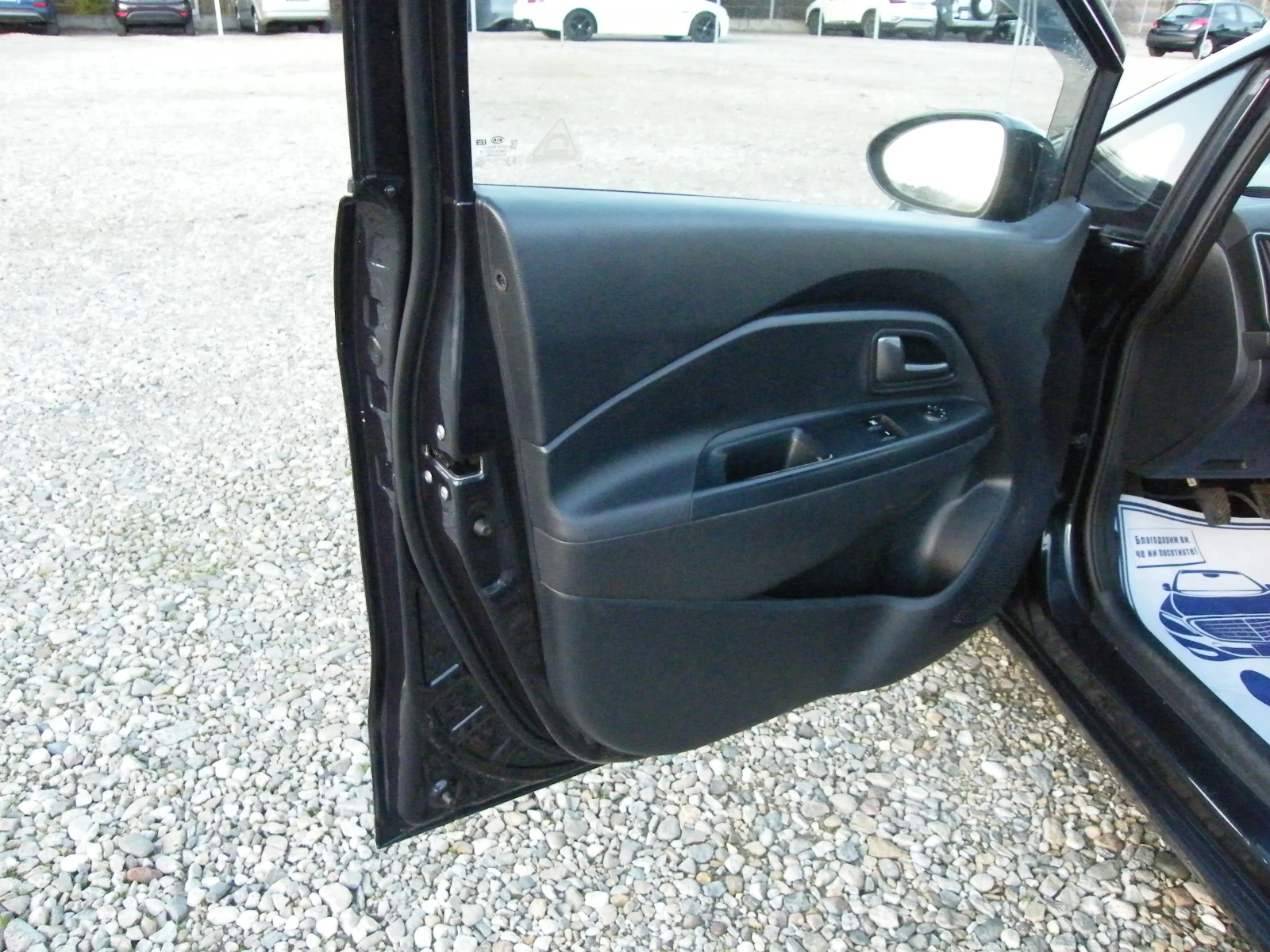 Kia Rio 1.1CRDI EURO 6B - изображение 7