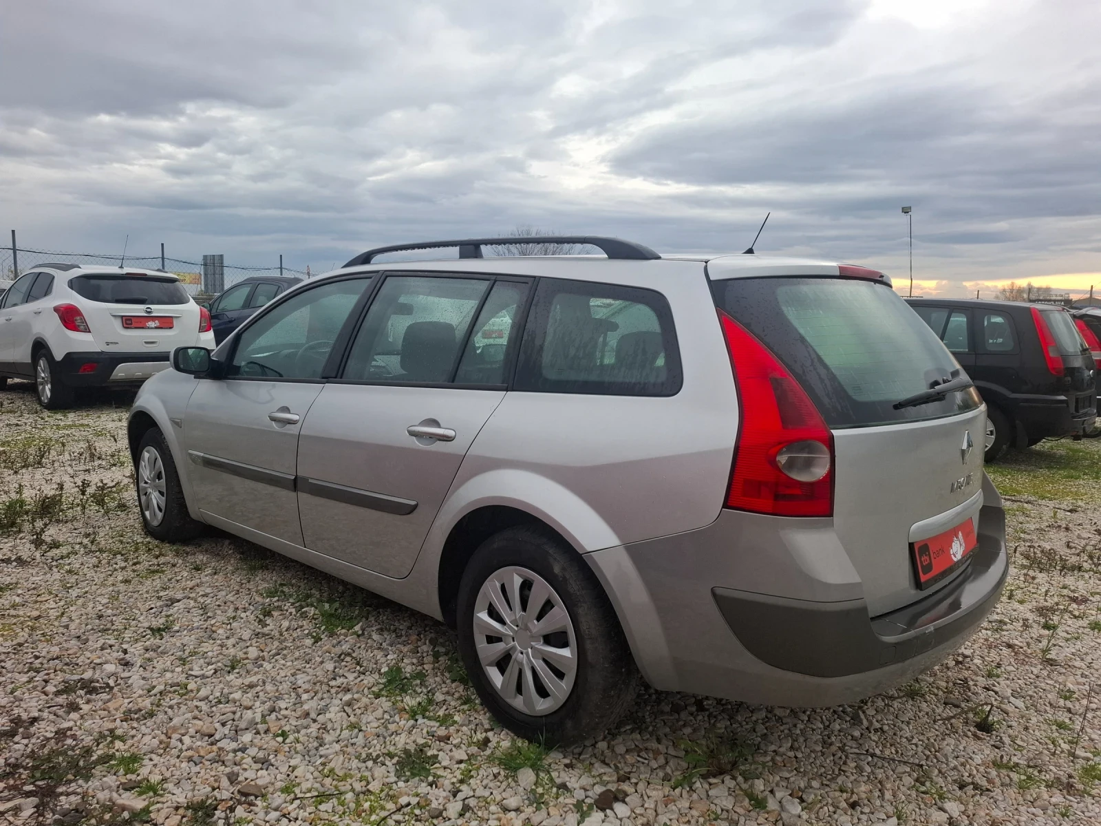 Renault Megane 1.9TDI, 120 к.с. - изображение 6