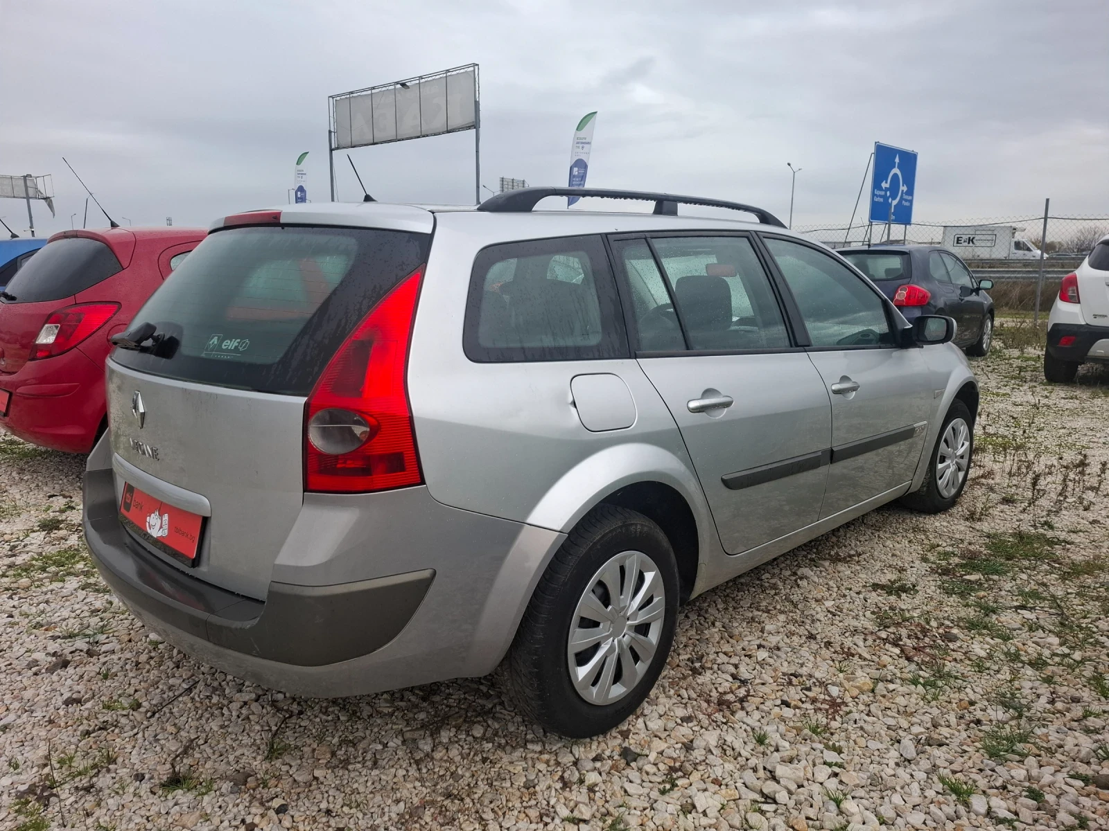 Renault Megane 1.9TDI, 120 к.с. - изображение 4