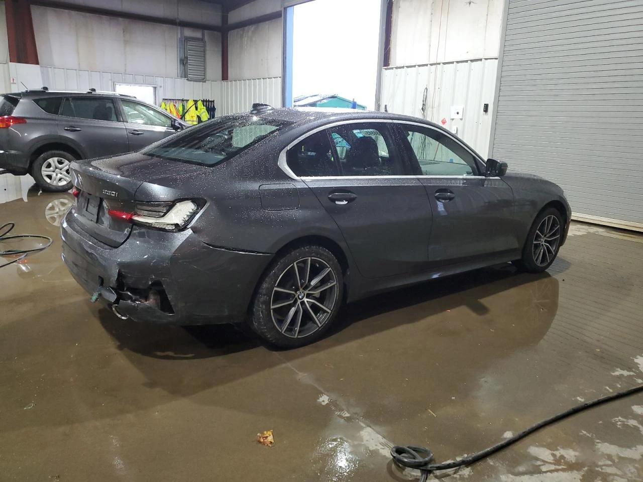 BMW 330 XDRIVE/DIGITAL/AMBI/KEYLESS/ПОДГРЕВ/ПАНОРАМА - изображение 4