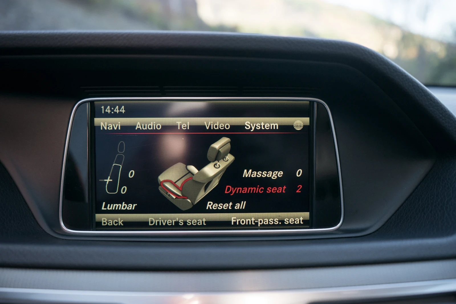 Mercedes-Benz E 350 BLUETEC 4MATIC - изображение 10