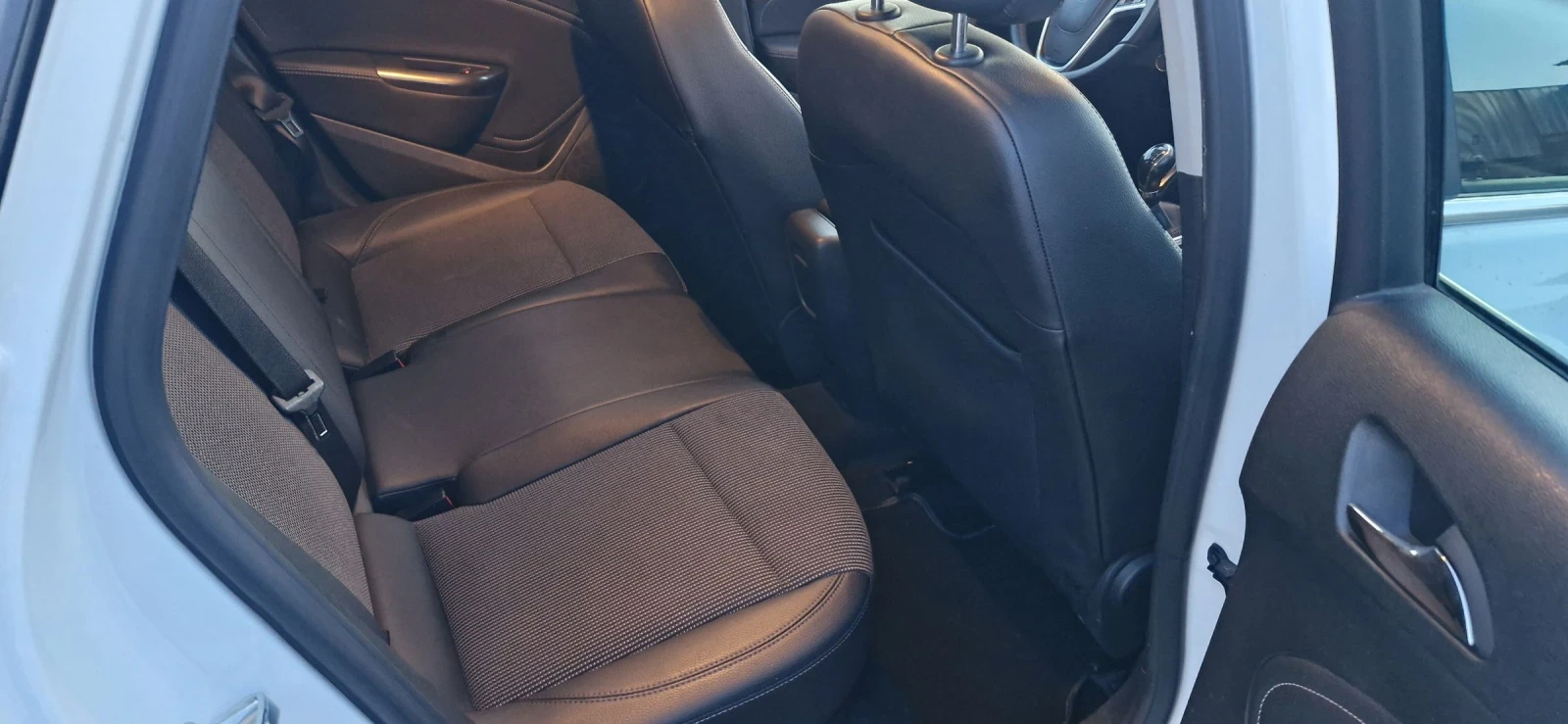 Opel Astra 1.7cdti cosmo | Mobile.bg   12