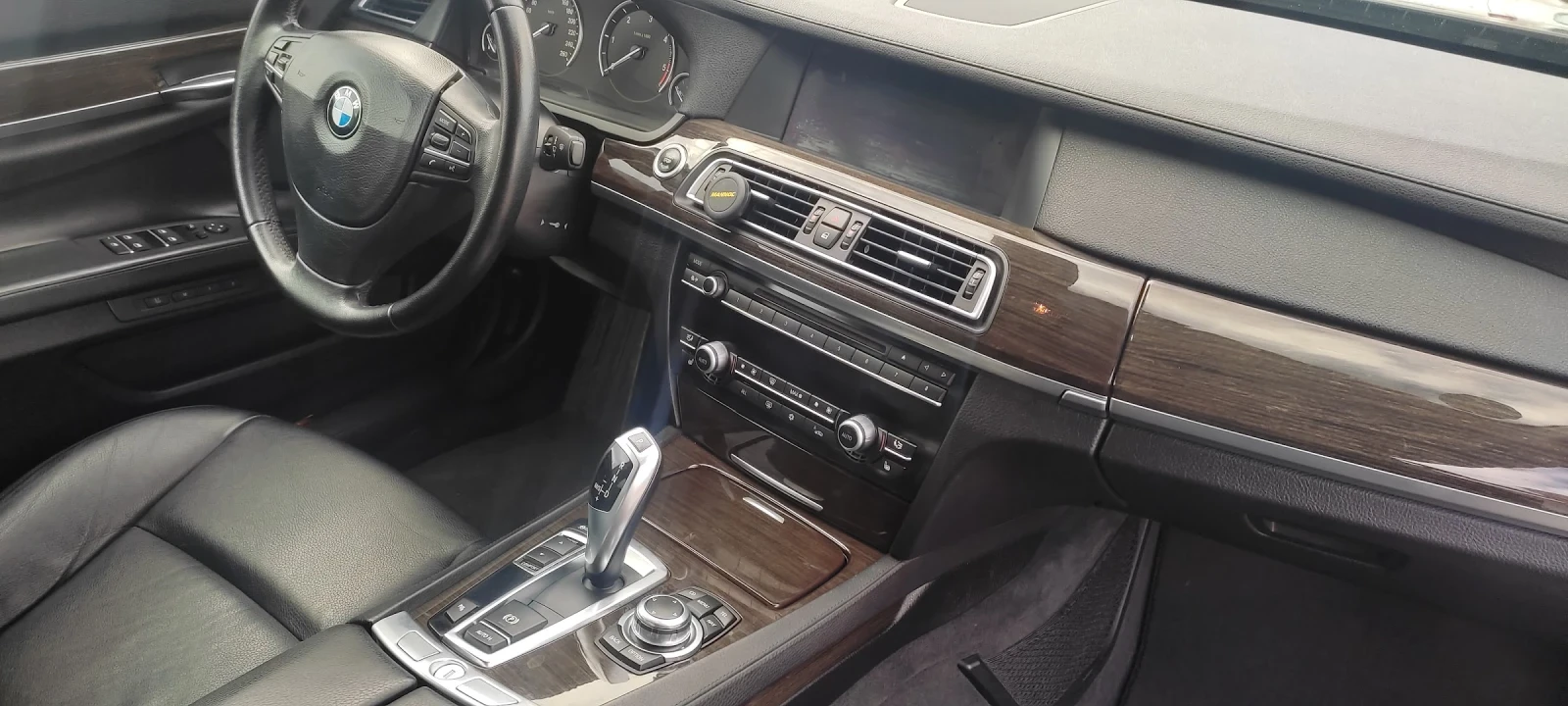 BMW 730  - изображение 10
