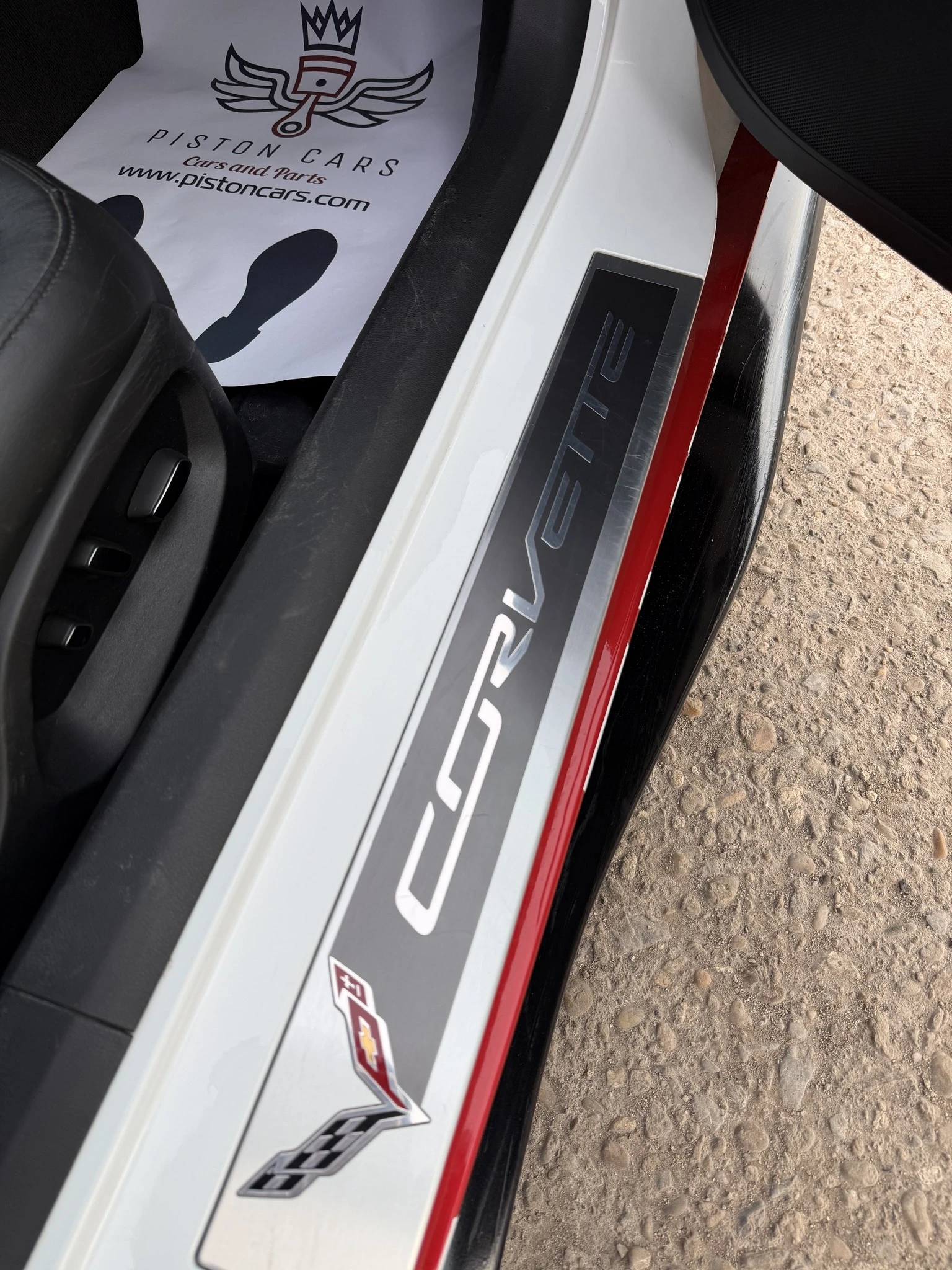 Chevrolet Corvette  - изображение 8