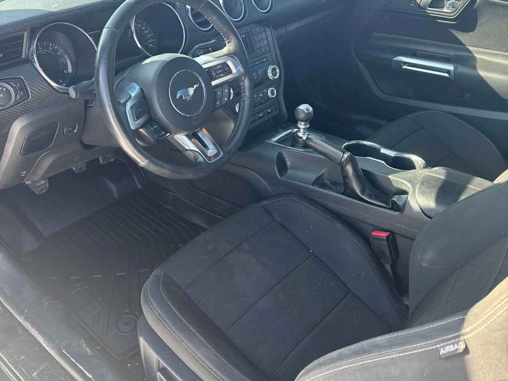 Ford Mustang * V6 * CARFAX * ����� ������* ������*  | Mobile.bg � ����������� 5