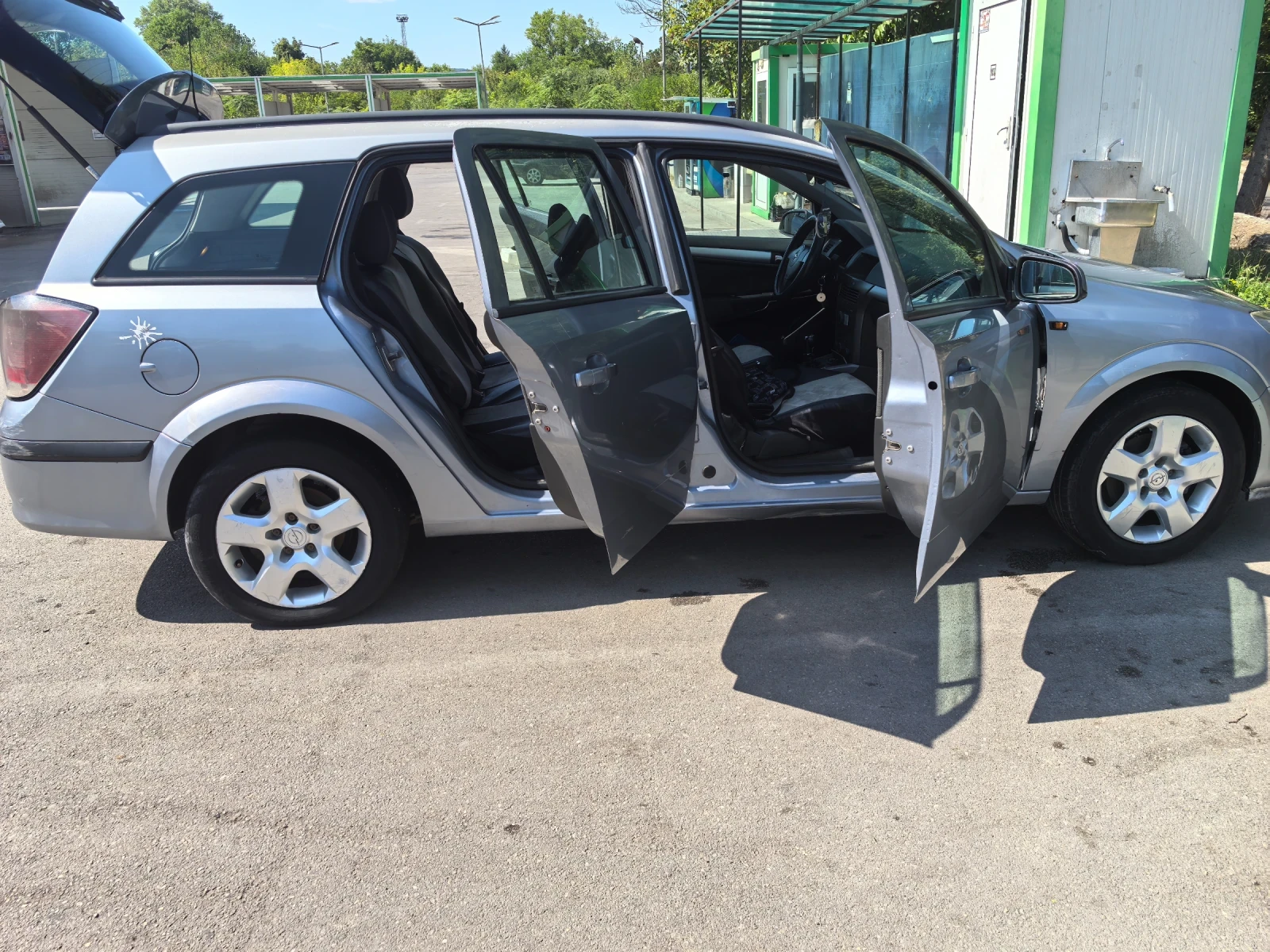 Opel Astra 1.4, снимка 15 - Автомобили и джипове - 53731476