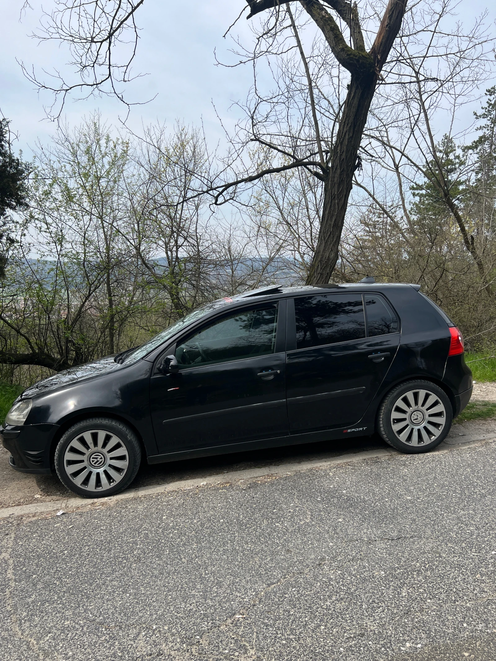 VW Golf, снимка 2 - Автомобили и джипове - 54556254