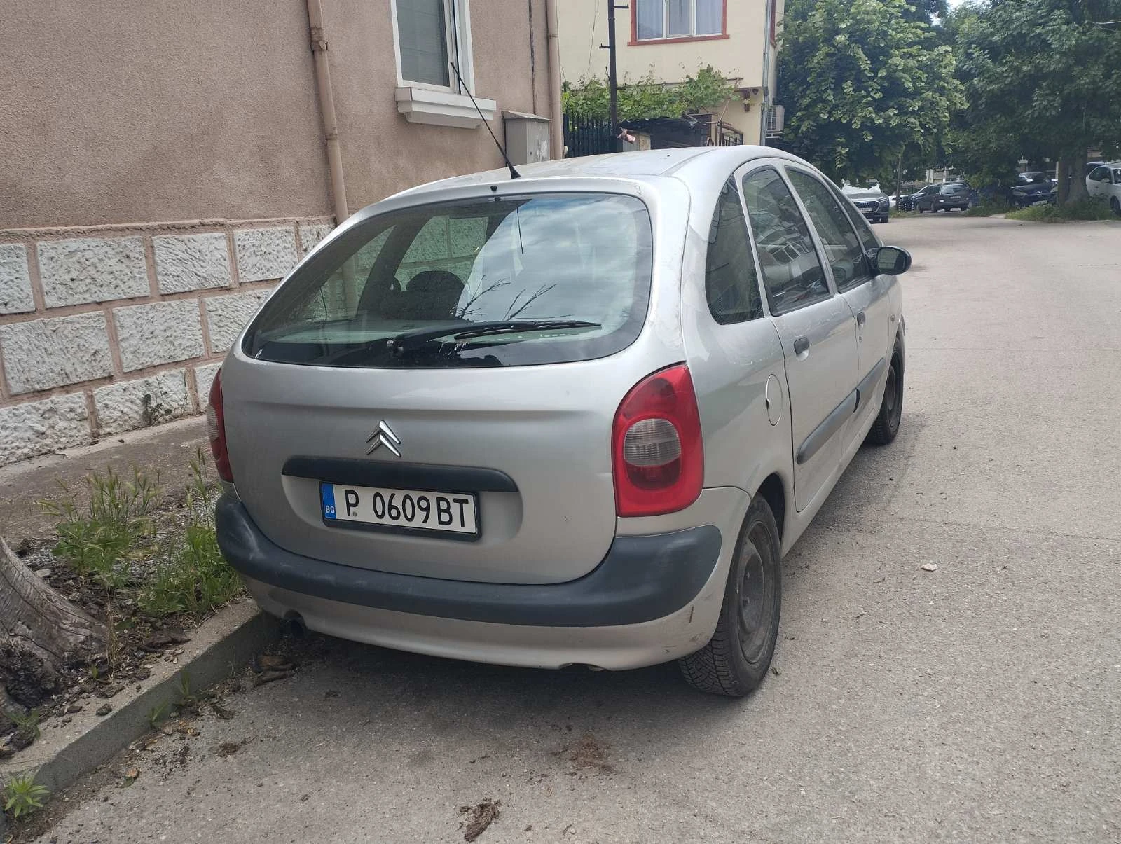 Citroen Xsara picasso 2.0 HDI, снимка 2 - Автомобили и джипове - 54905112