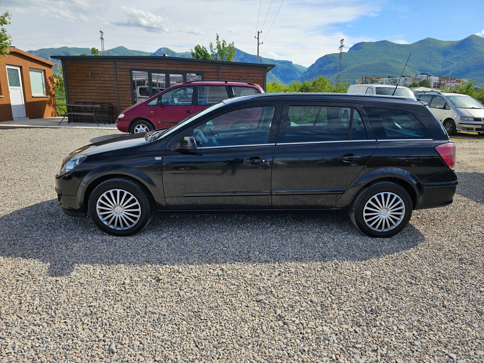 Opel Astra 1.9 CDTI 150kc Sport. 190000km, снимка 7 - Автомобили и джипове - 54976069