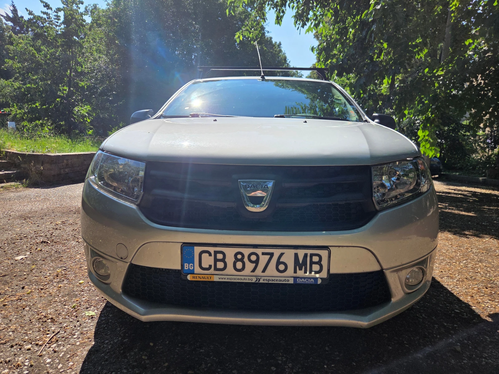Dacia Logan 1.5 dCi, снимка 2 - Автомобили и джипове - 55057562