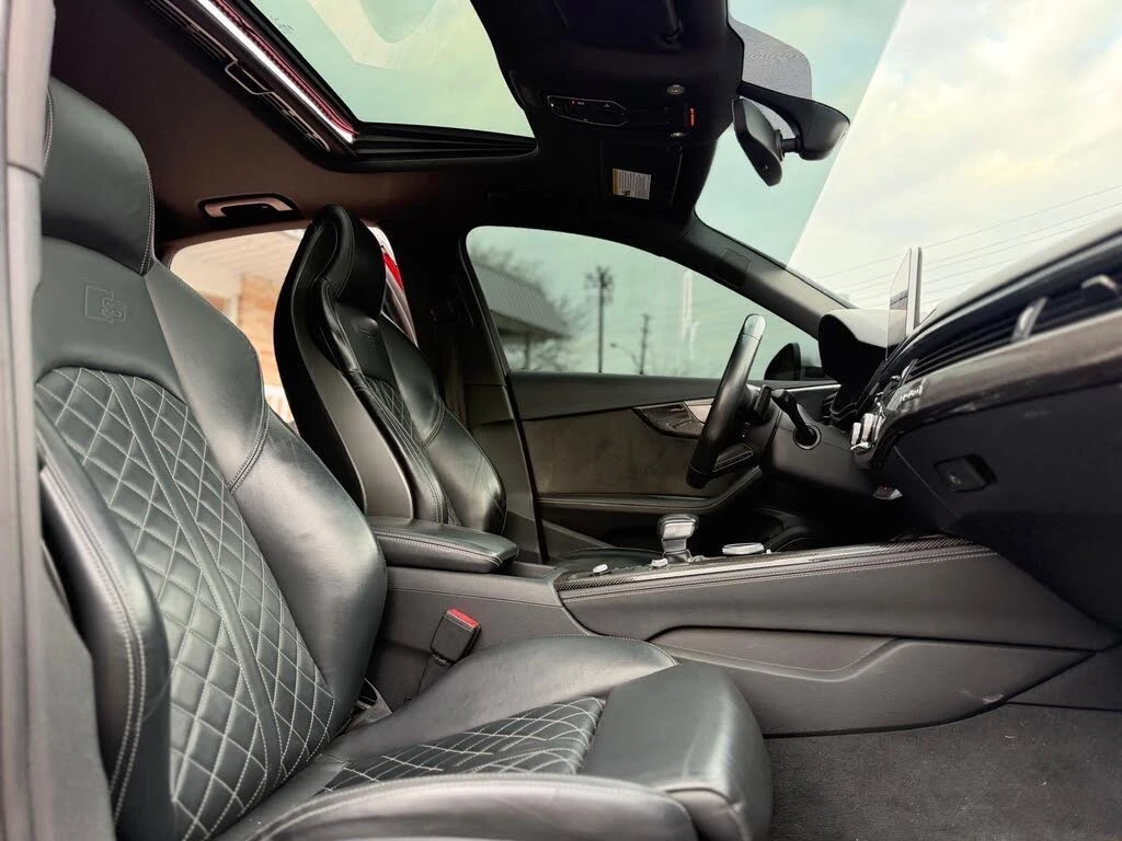 Audi S4 3.0 TFSI* Technik* Sedan* АвтоКредит* (ЦЕНА ДО БГ), снимка 16 - Автомобили и джипове - 55072197