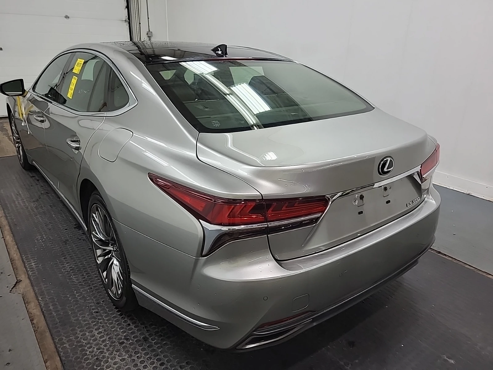 Lexus LS 500, снимка 6 - Автомобили и джипове - 55191439
