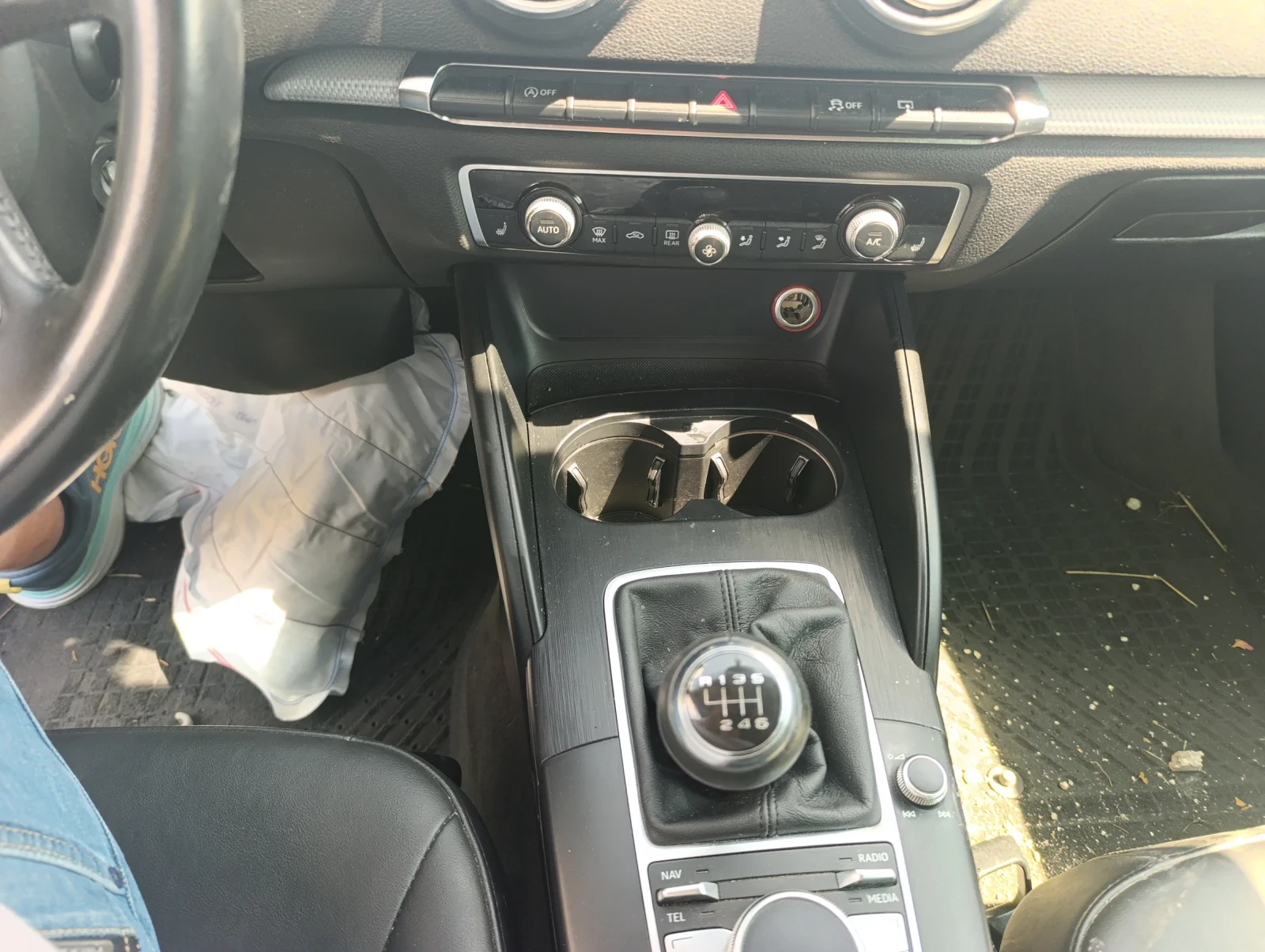 Audi A3 1.6TDI тип мотор  CLH, снимка 5 - Автомобили и джипове - 55585838
