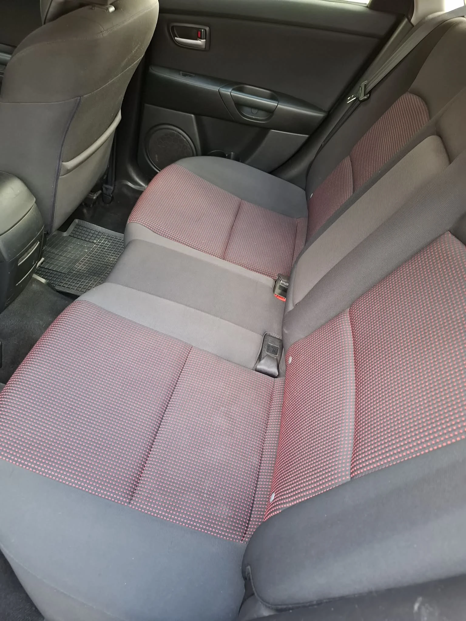 Mazda 3, снимка 5 - Автомобили и джипове - 55791680