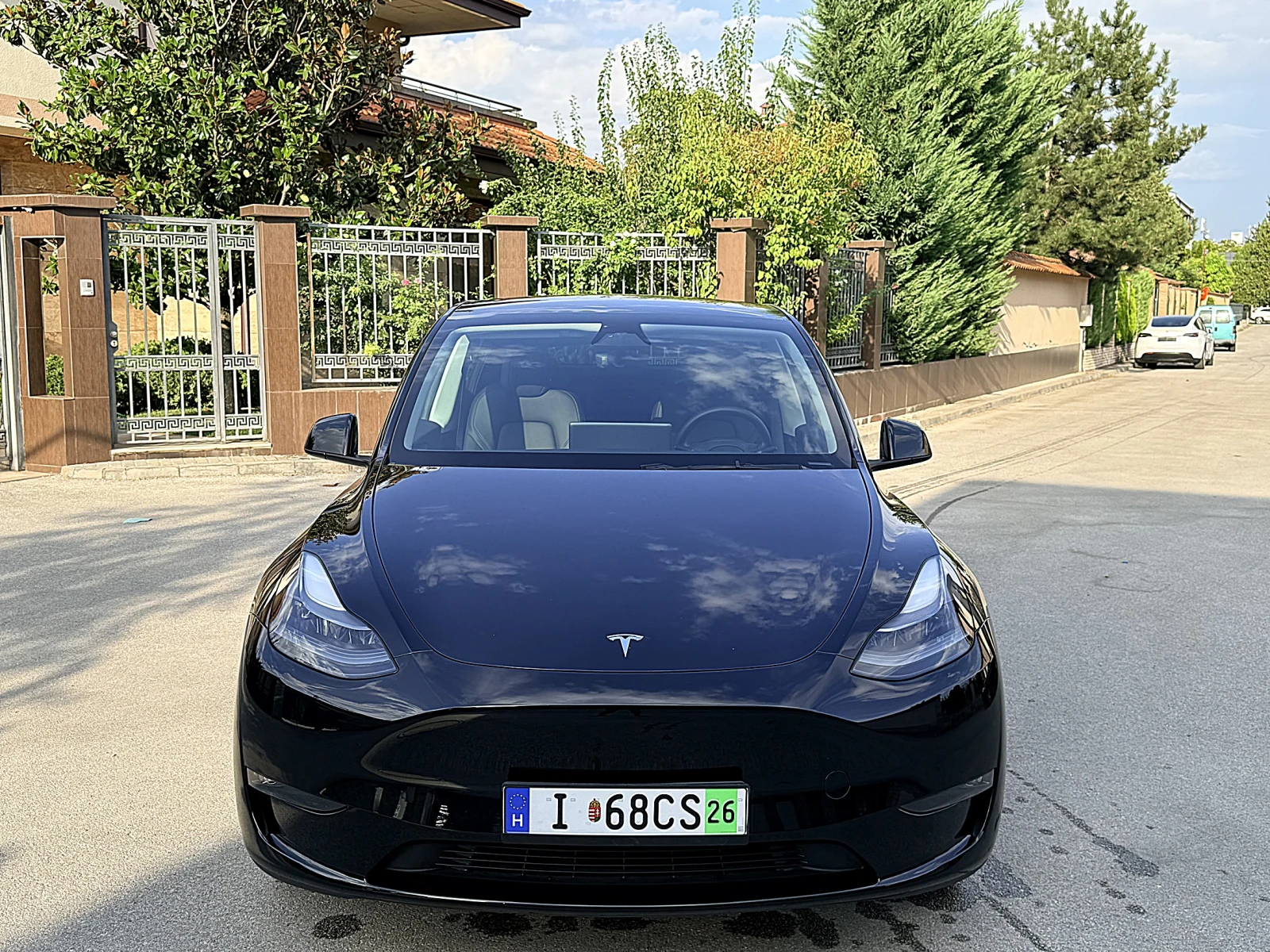 Tesla Model Y Long Range 4x4 Европейска Гаранция, снимка 2 - Автомобили и джипове - 55815423